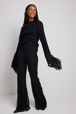 Wide Sleeve Textured Top Outfit.