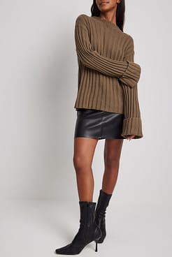 Wide Cuff Knitted Sweater Outfit.