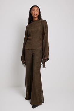 Wide Sleeve Textured Top Outfit.