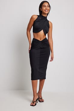 Twist Detail Midi Skirt Outfit