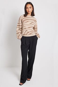 Fine Knitted Round Neck Zebra Sweater Outfit