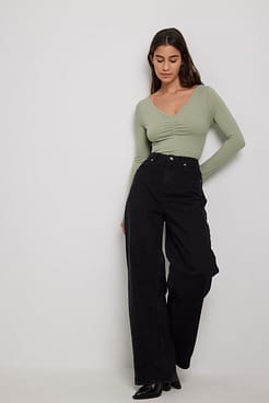 Front Rouched Ribbed Top Outfit