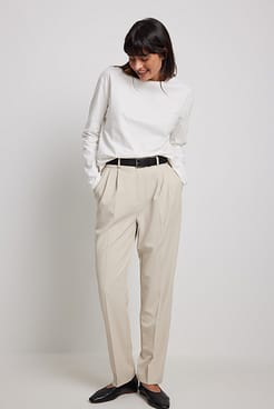 Regular Cropped Suit Pants Outfit.