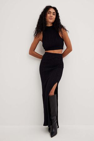 Structured Slit Detail Maxi Skirt Outfit