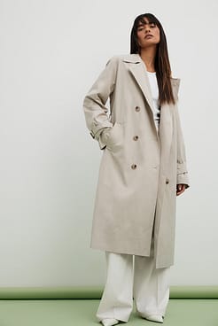 Double Buttoned Trenchcoat Outfit
