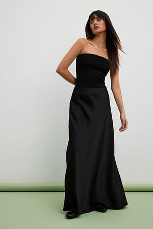 Mid Waist Maxi Satin Skirt Outfit
