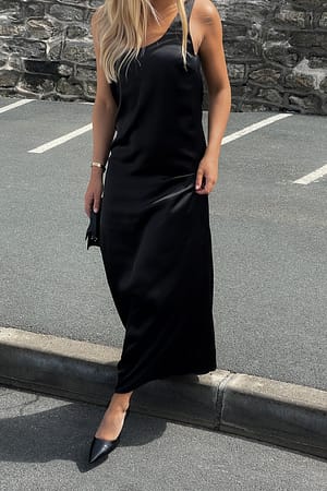 Black Maxi robe satin droite