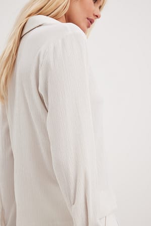 Cream Chemise structurée à manches longues et poche