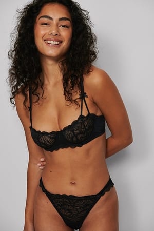 Black Tanga dentelle