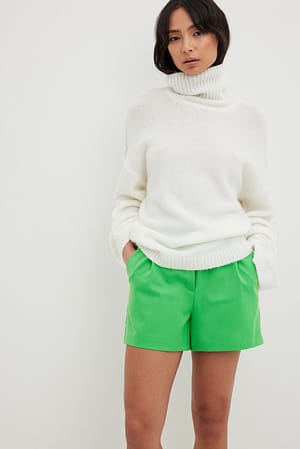 Green Short de ville