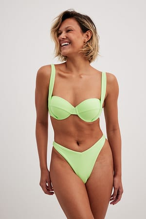 Green Bas de bikini coupe en V