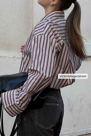 Beige/Burgundy Stripe Chemise oversize en coton à manches longues