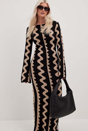 Black/Beige Robe longue en maille à manches larges